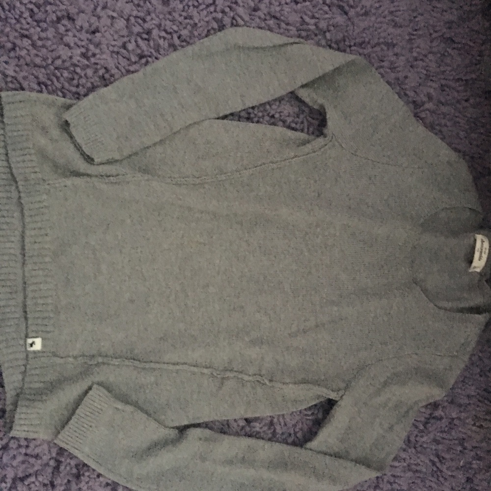 Grey Abercrombie kids sweater